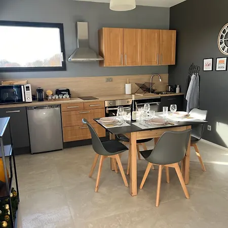 Schlof'zheim Holiday home